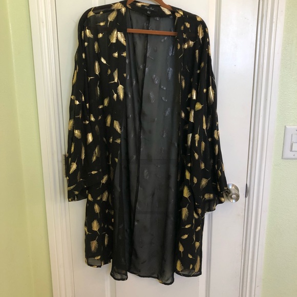 Honey Punch Tops - Black Gold Leaf Kimono Duster by Honey Punch